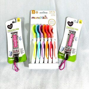 Munchkin  Infant Baby Feeding Spoons & Pacifier Clip Shower Gift